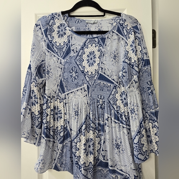 Chiffon Top - Picture 1 of 2